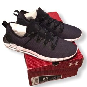 NWT Under Armour Hovr